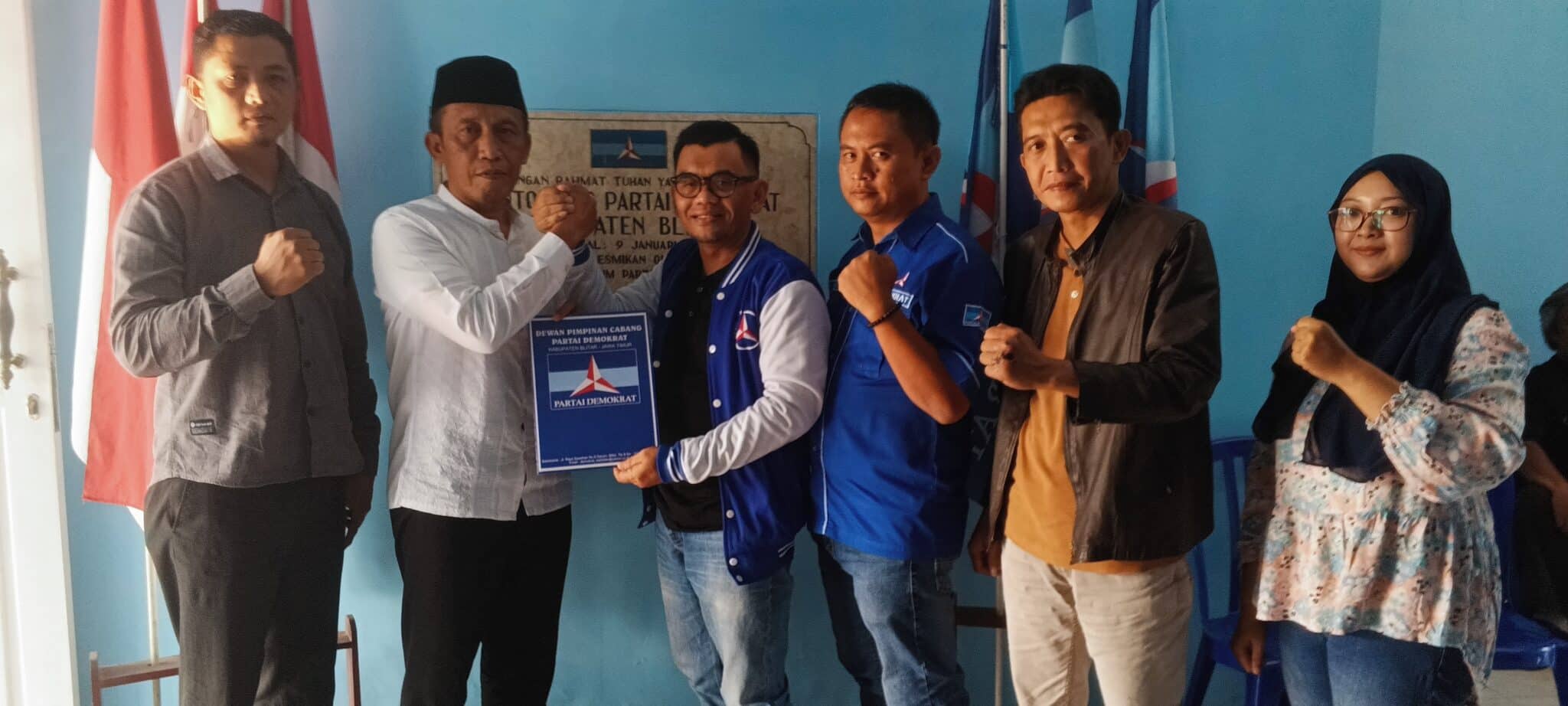 Muharam Sulistiono, Bakal Calon Bupati Blitar Kembalikan Formulir ke Partai Demokrat