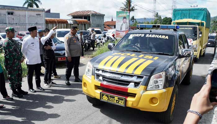 Pj Padang Panjang Lepas Pendistribusian Logistik PSU DPD RI Dapil Sumbar 1 Pj Padang Panjang, Sonny Budaya Putra Lepas Pendistribusian Logistik PSU DPD RI