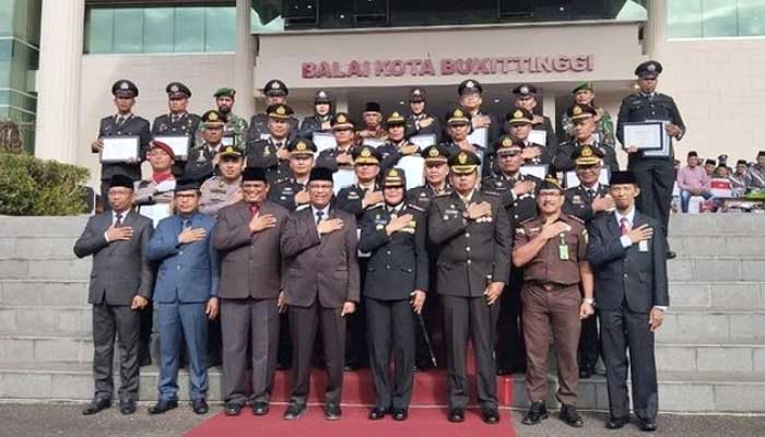 Wawako Bukittinggi Hadiri Upacara Peringatan Hari Bhayangkara ke-78