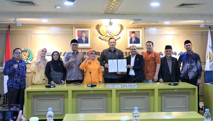 Raker Komite I DPD RI dengan Menteri Agraria dan Tata Ruang/Kepala Badan Pertanahan Nasional RI (Menteri ATR/BPN), Agus Harimurti Yudhoyono (AHY)