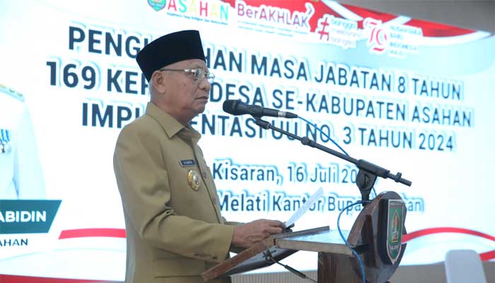 Bupati Asahan, H Surya