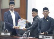 Wali Kota Bukittinggi Hantarkan Ranperda Perubahan APBD 2024 ke DPRD
