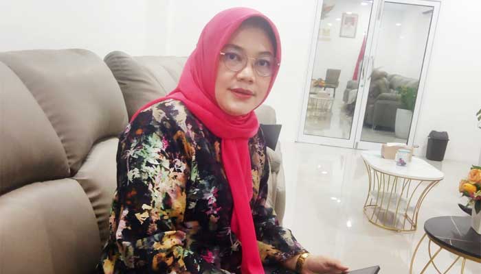 Usaha Kuliner dan Kerupuk Keripik Tumbuh Subur di Kota Padang 1 Kepala DPM PTSP Kota Padang, Westy