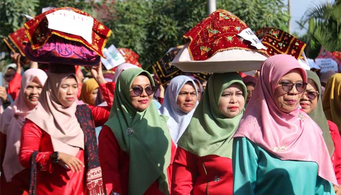 Makan Bajamba Meriahkan Peringatan 31 Tahun Lubuk Basung sebagai Ibukota Kabupaten Agam