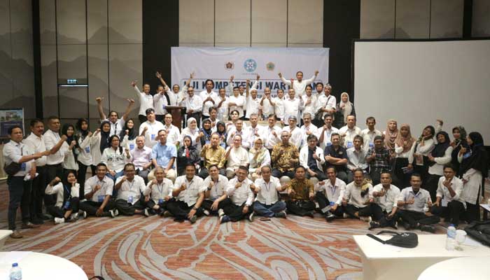 Ikuti UKW, Kadis Kominfo Heppy Darmawan Apresiasi Wartawan Kota Solok