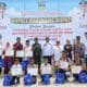 Penyaluran Seragam Gratis di Kecamatan Koto Parik Gadang Diateh, Solok Selatan