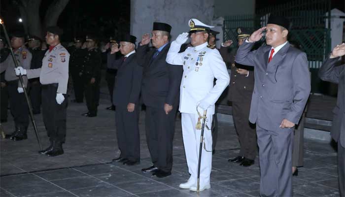 Pemkab Asahan Laksanakan Apel Renungan Suci dalam Memperingati HUT RI ke-79 1 Pemkab Asahan Laksanakan Apel Renungan Suci dalam Memperingati HUT RI ke-79