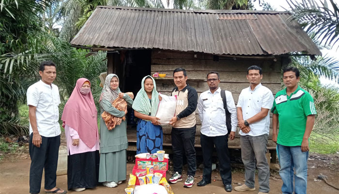 Dinsos Pasaman Barat Bantu Warga Duafa Situak Utara, Usahakan Bantuan DTKS, Dana Desa dan RLH 1 Dinsos Pasaman Barat Bantu Warga Duafa Situak Utara