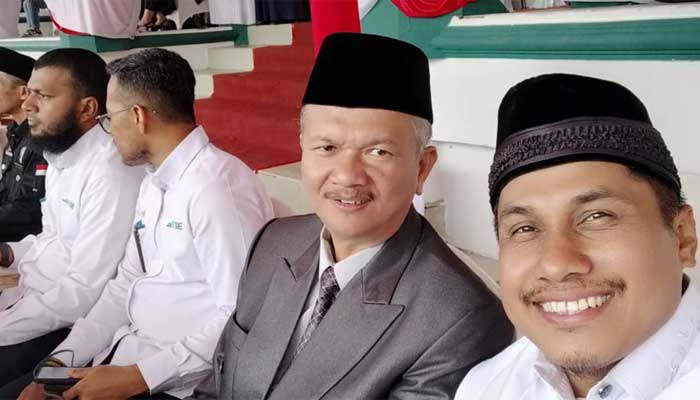 Ketua PD Muhammadiyah Bukittinggi, Gafnel (kanan) hadiri Peringatan HUT RI ke-79