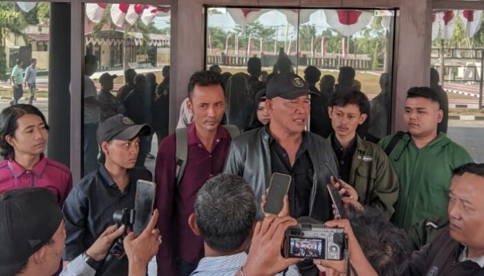 Ormas Ratu Adil Desak Polres Blitar, Tuntut Pengusutan Kasus Pengeroyokan dan Tambang Ilegal di Gandusari