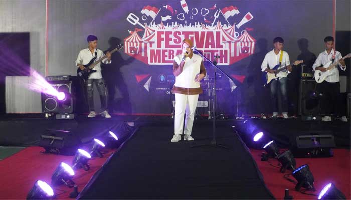 Lomba Band Pelajar di Festival Merah Putih Padang Panjang