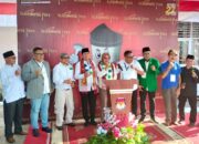 Hari Terakhir Pendaftaran, Pasangan Calon Deri Asta – Desni Seswinari Mendaftar ke KPU Sawahlunto