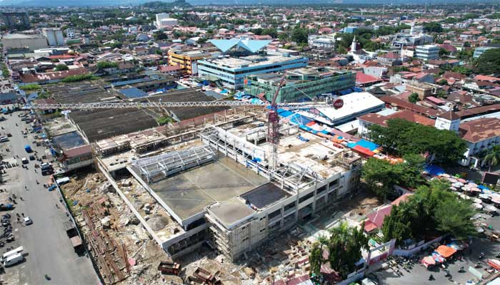 Pembangunan Gedung Pasar Raya Padang Fase VII
