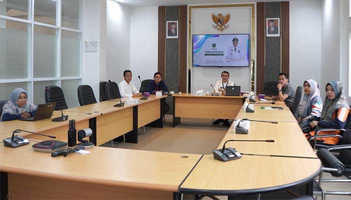 KemenPANRB Minta Pemda Usulkan Formasi CPNS dan PPPK 2024 Sesuai Kebutuhan 1 Asisten Administrasi Umum Setdako Padang Panjang, Martoni dan Sekretaris BKPSDM, Busmar Candra, dan jajaran ikuti Sosialisasi Pengadaan PPPK 2024 bersama KemenPANRB