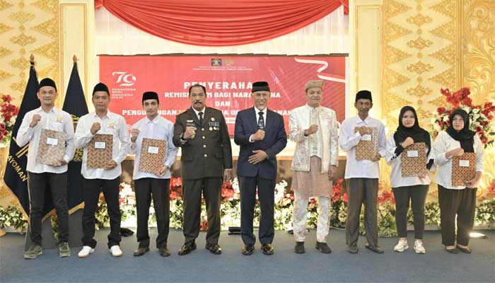 Penyerahan Remisi bagi 4.185 Warga Binaan Pemasyarakatan di Lingkup Kanwil Kemenkumham Sumbar