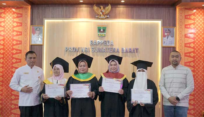 Audy Joinaldy hadiri wisuda peserta program Pluzi Academy