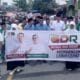 Ribuan Warga Antar Deni - Riko ke KPUD Limapuluh Kota