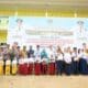 Pembagian seragam gratis di Kecamatan Sangir Batang Hari