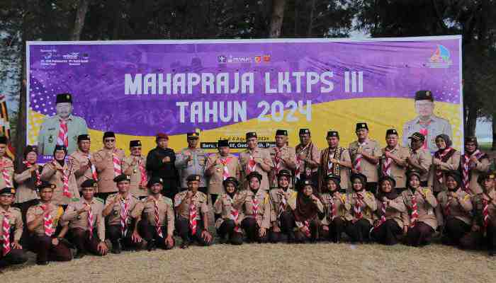 Perkemahan Hari Pramuka LKPTS III di Pantai Bandar Mutiara