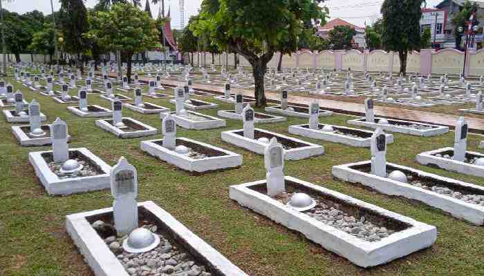 Taman Makam Pahlawan Kusuma Negara Lolong Padang