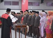 50 Anggota DPRD Kabupaten Blitar Resmi Dilantik, Supriadi Ditunjuk Sebagai Ketua Sementara