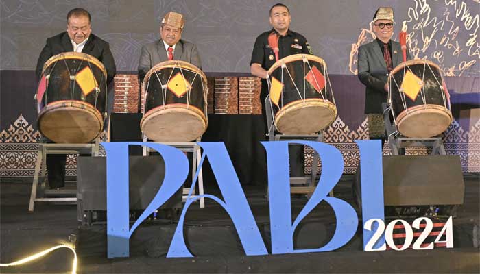 Buka P2B2 PABI XXI, Plt Gubernur Sumbar Tekankan Pentingnya Peningkatan Kompetensi Ahli Bedah
