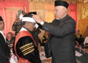 Gubernur Sumbar, Mahyeldi saat Batagak Panghulu Datuak Rajo Endah Nan Randah Naik Sarumpun di Suku Tanjuang Nagari Koto Kaciak, Kabupaten Agam