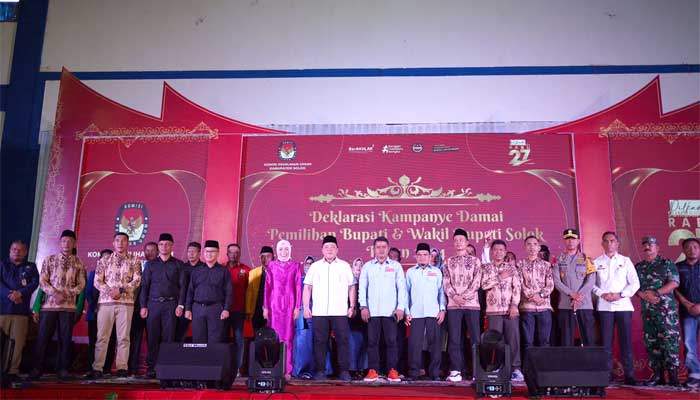 Tiga Pasangan Calon Ikuti Deklarasi Kampanye Damai Pilkada Kabupaten Solok 2024 1 Tiga Pasangan Calon Ikuti Deklarasi Kampanye Damai Pilkada Kabupaten Solok 2024
