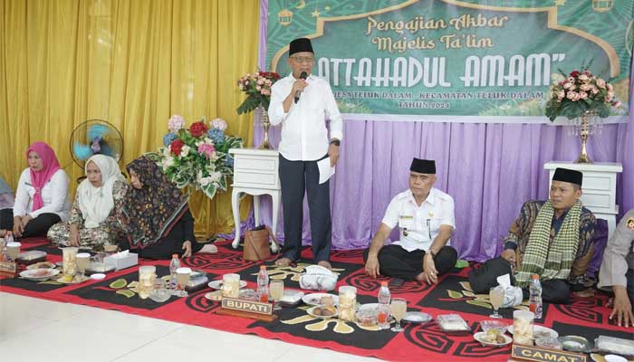 Bupati Asahan Ikuti Pengajian Akbar Attahadul Amam di Desa Teluk Dalam