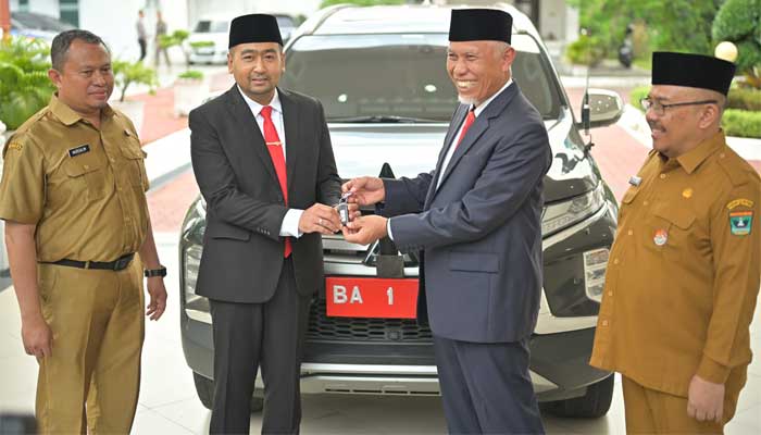 Cuti Luar Tanggungan Selama Pilkada, Gubernur Sumbar Serahkan Tugas dan Seluruh Fasilitas Kedinasan