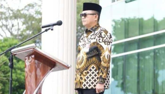 Pjs Wali Kota Bukittinggi Pimpin Apel Gabungan Pembacaan Ikrar Netralitas ASN dalam Pilkada 1 Pjs Walikota, H. Hani Syopiar Rustam, pimpin apel gabungan seluruh jajaran ASN lingkup Pemerintah Kota Bukittinggi