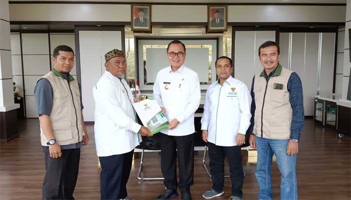 Baznas Kota Bukittinggi Laporkan Kegiatan kepada Pjs Wako Hani Syopiar Rustam
