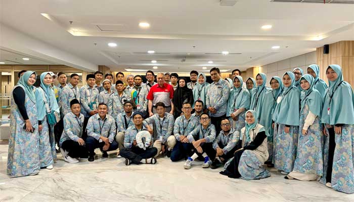 JNE Umrahkan 559 Karyawan