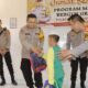 Kapolres Muba Bagikan Makan Siang Bergizi Gratis ke Pelajar SD Islamiyah Kayuara
