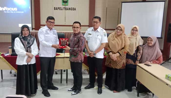 Pemkab Agam Kaji Banding ke Bapelitbangda Padang Pariaman