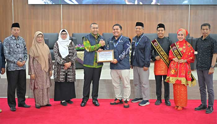 Plt. Gubernur Sumbar, Audy Joinaldy dalam kuliah umum tentang penanganan bencana serta kesiapan menghadapi potensi Megatrust di Kampus III UIN Imam Bonjol Padang