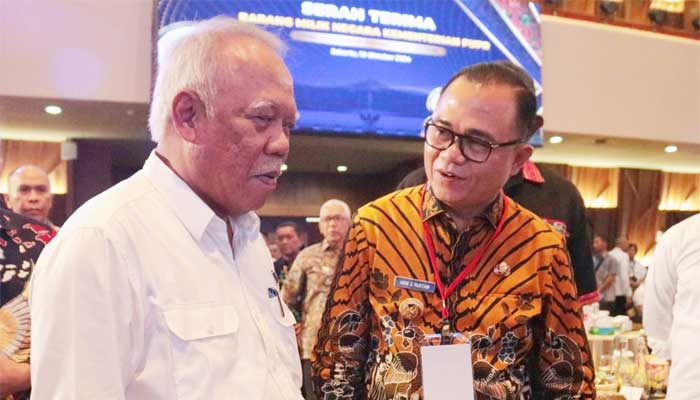 Menteri PUPR RI, Basuki Hadimuljono bersama Pjs Wali Kota Bukittinggi, H. Hani Syopiar Rustam