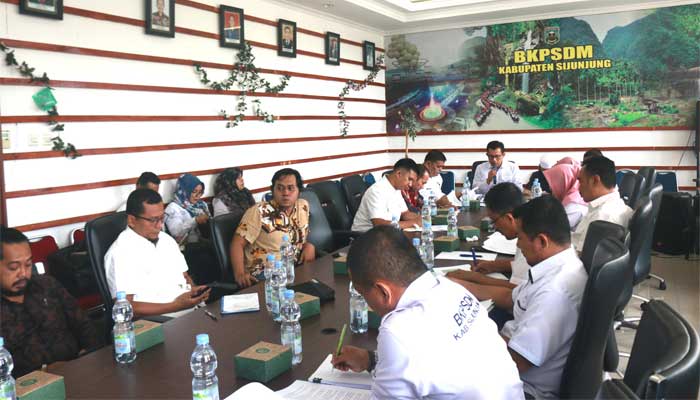 Pemkab Sijunjung Buka 1.134 Formasi PPPK, Ayo Buruan Mendaftar 1 Pemkab Sijunjung melakukan rapat persiapan pengumuman pengadaan PPPK formasi 2024