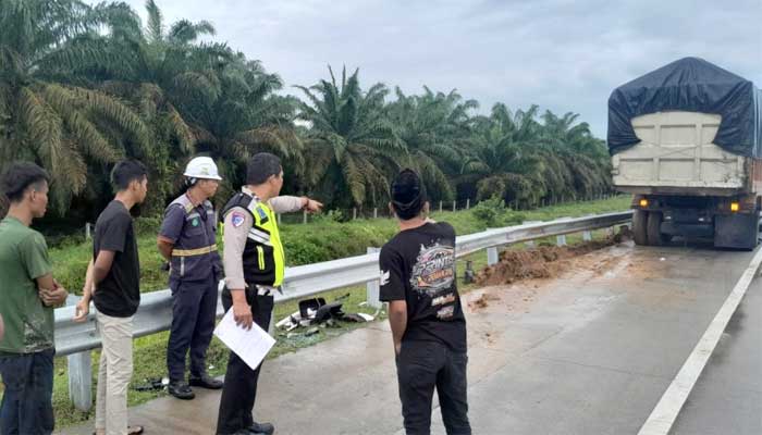 Lakalantas di Jalan Tol Kisaran-Medan di Kabupaten Asahan