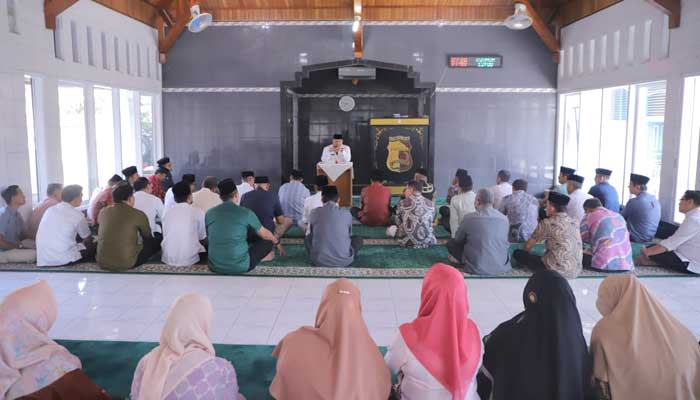 Tausiyah Singkat untuk ASN Pemko Solok, Zul Elfian Umar Sampaikan Ini 1 Wako Zul Elfian Umar berikan Tausiyah Singkat untuk ASN Pemko Solok