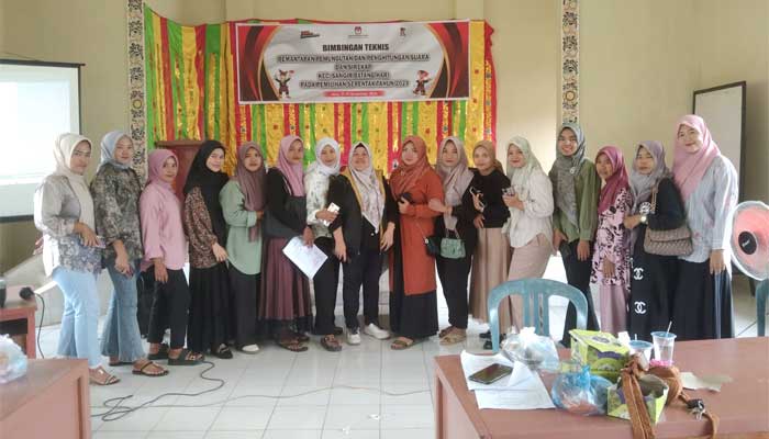 KPU Solok Selatan mengadakan Bimtek untuk penyelenggara Pilkada