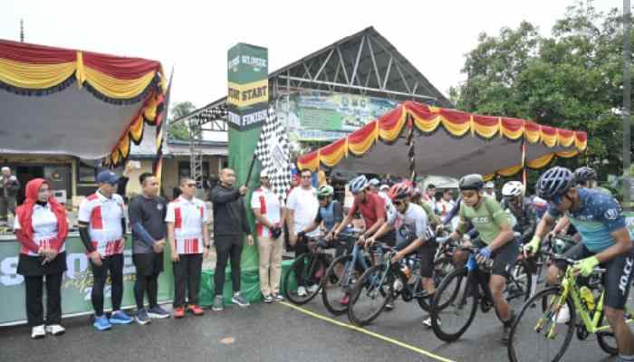 Plt. Gubernur Sumbar, Audy Joinaldy buka Fun Bike dan Criterium Silokek 2024