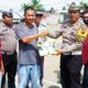 Satlantas Polres Dharmasraya Monitoring Pembagian Rompi Lalu Lintas kepada Petugas Jaga Buka Tutup