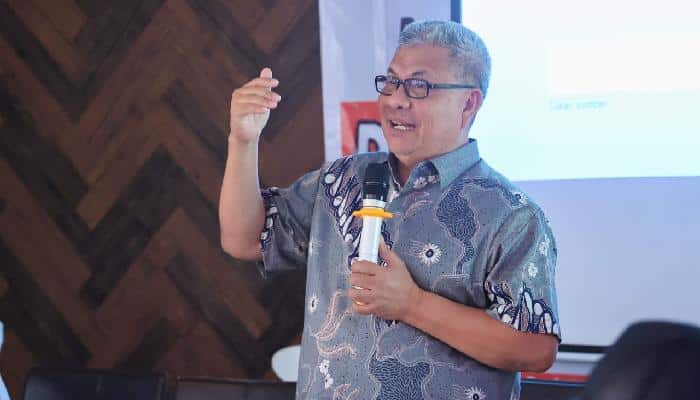 Ketua DPRD Sumbar Sosialisasikan Perda tentang Pemberdayaan dan Perlindungan Koperasi dan UMKM 1 Ketua DPRD Sumbar, Muhidi