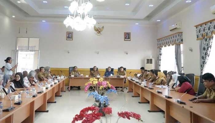 Sertijab Hamudis Gantikan Delvi sebagai Sekretaris DPRD Solok Selatan
