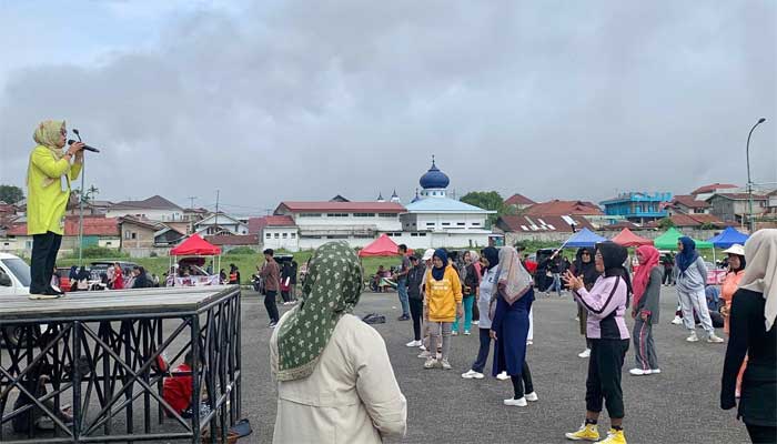 Kader Lingkungan Hidup di Padang Panjang Gelar Aksi Pilah Pilih Sampah