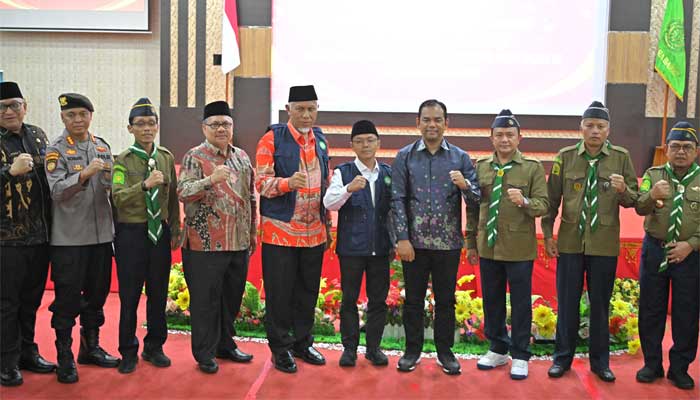Gubernur Mahyeldi dan Wamen Dikdasmen Hadiri Pelantikan Kwartir Wilayah Gerakan Kepanduan Hizbul Wathan Sumbar 1 Gubernur Mahyeldi dan Wamen Dikdasman Hadiri Pelantikan Kwartir Wilayah Gerakan Kepanduan Hizbul Wathan Sumbar