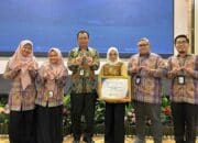 Pemkab Way Kanan Terima Predikat Baik dalam Evaluasi Penyelenggaraan Statistik Sektoral Provinsi 2024