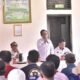 Kepala Dinas Perkebunan, Rofiki, hadiri penyerahan BPJS Ketenagakerjaan kepada Petani Pekebun Tanaman Sawit di Wilayah Kabupaten Way Kanan tahun 2024