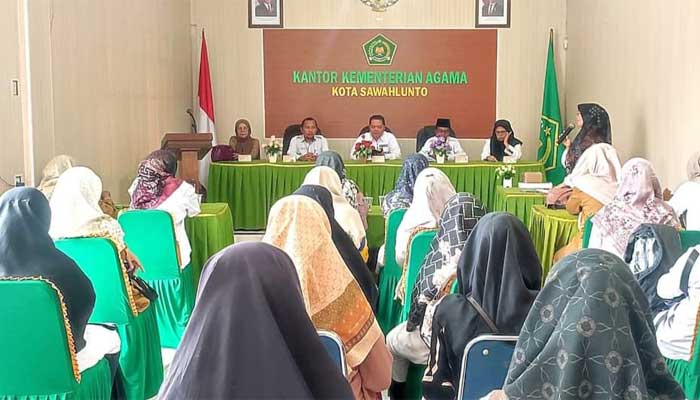Guru RA se-Kota Sawahlunto Dapat Pembinaan dari Kemenag